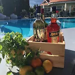 Mediterran With Pool Apartman