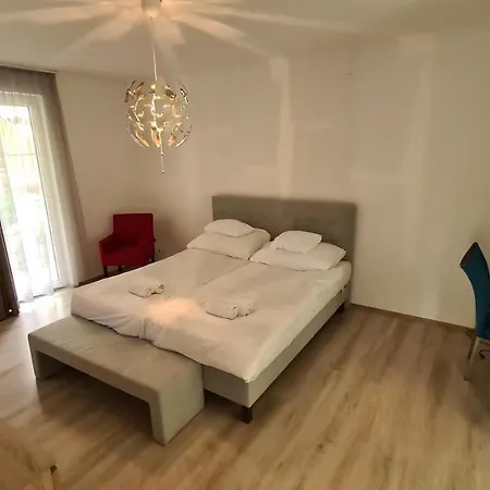 Mediterran With Pool Apartment Siofok