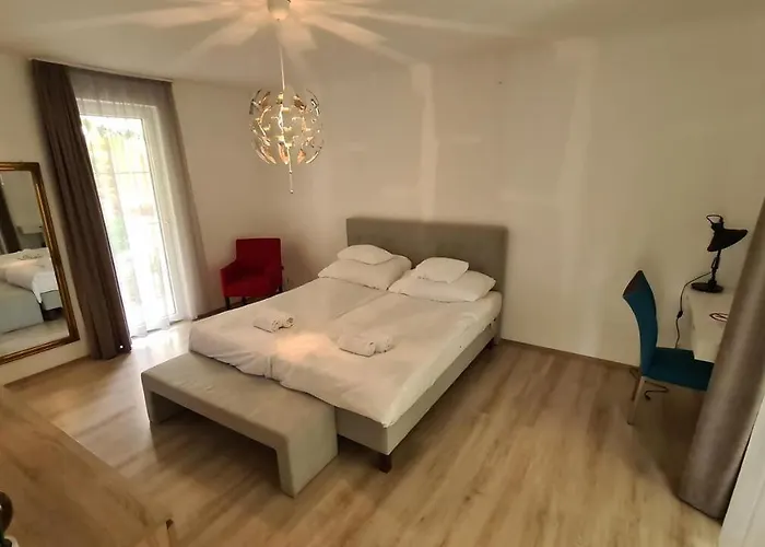 Mediterran With Pool 公寓 希欧福克