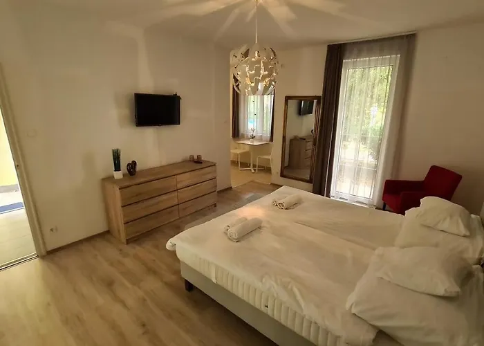 公寓 Mediterran With Pool